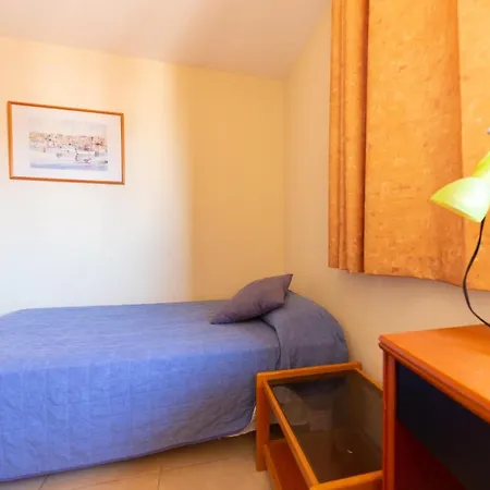 En Sur Y Sol Cristianos Appartement