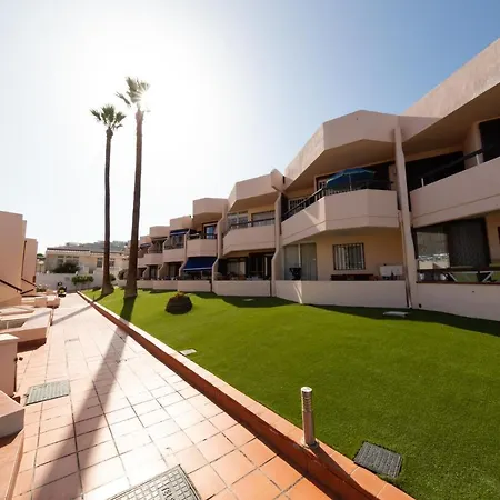En Sur Y Sol Cristianos Appartement