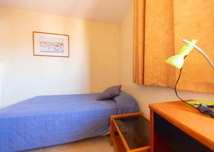 En Sur Y Sol Cristianos Apartament