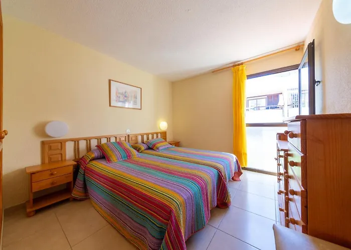 En Sur Y Sol Cristianos Apartamento