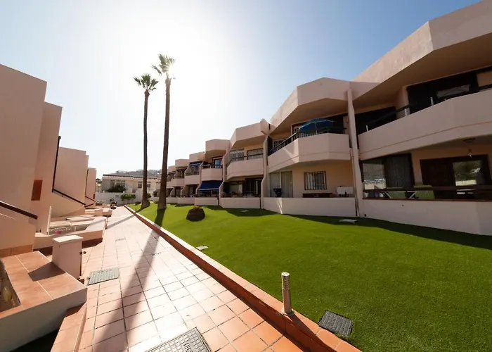 En Sur Y Sol Cristianos Apartamento